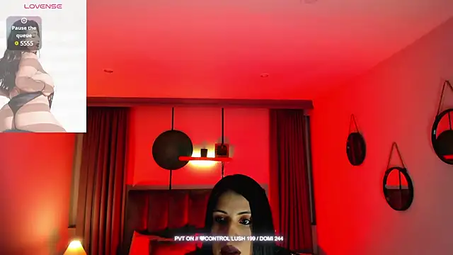 Snapshot of Galilea_Fox chatting on January 29, 2025, 4:36 am Galilea Fox online show from January 29, 2025, 4:36 am