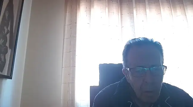 Snapshot of TonyComa chatting on December 4, 2024, 1:58 pm TonyComa online show from December 4, 2024, 1:58 pm