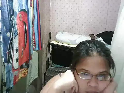 abiemayhottiey online show from November 3, 2025, 6:18 am