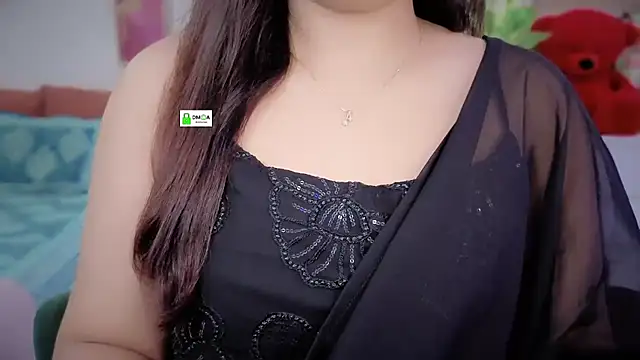 Snapshot of Sizzling__ZAARA chatting on July 21, 2026, 7:48 pm Sizzling ZAARA online show from July 21, 2026, 7:48 pm