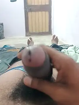 hunter6112 online show from November 11, 2025, 5:08 pm