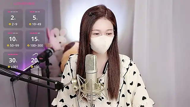 tw lala online show from October 10, 2025, 4:52 pm