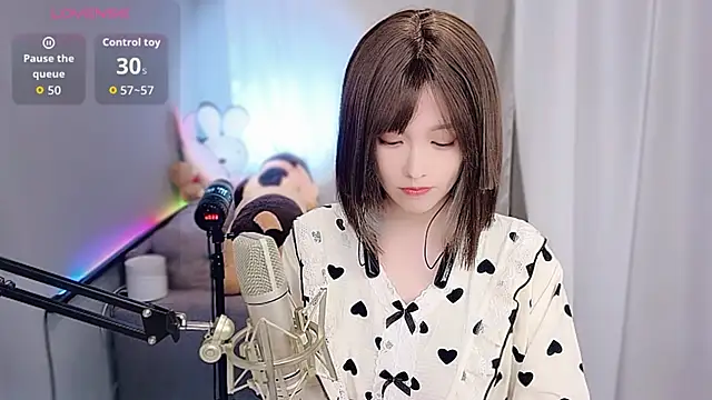 tw lala online show from December 1, 2025, 4:41 pm