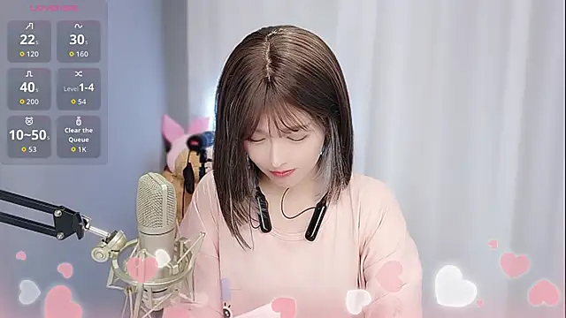 tw lala online show from May 4, 2026, 4:54 pm