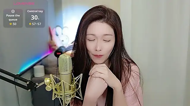 tw lala online show from October 28, 2025, 4:50 pm