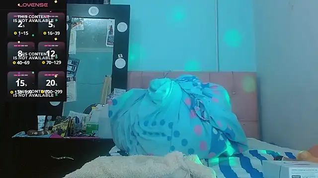 Alexaqueen1 online show from April 4, 2026, 1:01 am