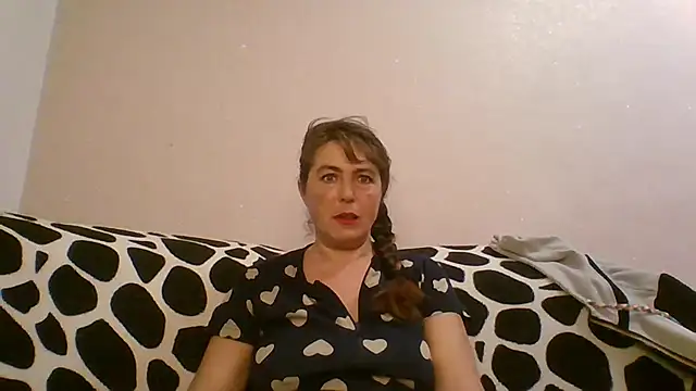 CathySuns online show from February 11, 2026, 6:52 pm