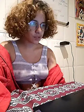 EmmaMelissa0521 online show from February 27, 2025, 12:36 am