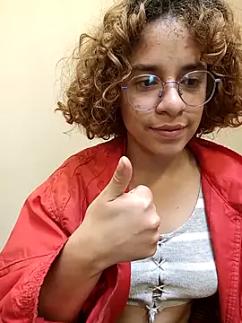 EmmaMelissa0521 online show from February 26, 2025, 6:48 pm