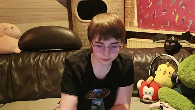 GamerGirl Eve online show from October 10, 2025, 6:42 pm