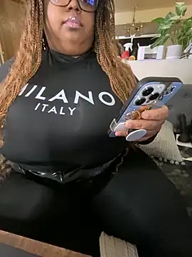 EbonyGoddessKira online show from February 20, 2025, 8:36 pm