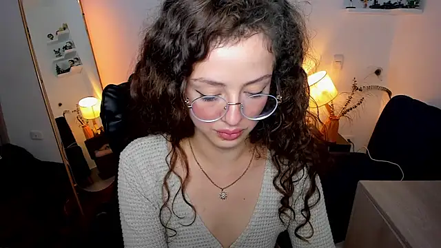 Cassandra Caiin online show from March 15, 2026, 1:45 am