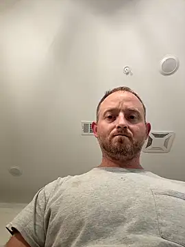 smokeymt420 online show from October 1, 2025, 5:01 am