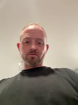 smokeymt420 online show from June 12, 2026, 3:37 am
