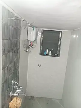 SimplyKarthik09 online show from December 14, 2025, 3:06 pm