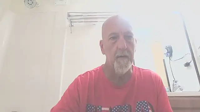 Snapshot of Yankeedave420 chatting on July 25, 2026, 3:47 am Yankeedave420 online show from July 25, 2026, 3:47 am