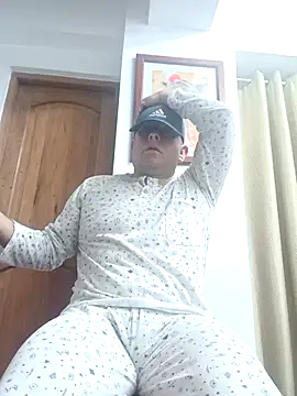 chicoguapo8 online show from October 2, 2025, 9:56 am