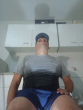 chicoguapo8 online show from July 11, 2026, 11:49 pm
