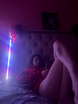 Flossy Vettie online show from December 3, 2025, 8:08 pm