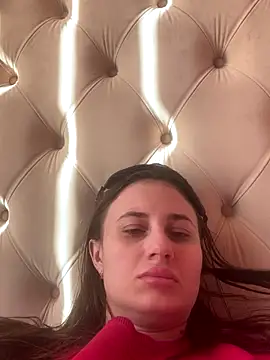 Flossy Vettie online show from October 31, 2025, 12:46 pm