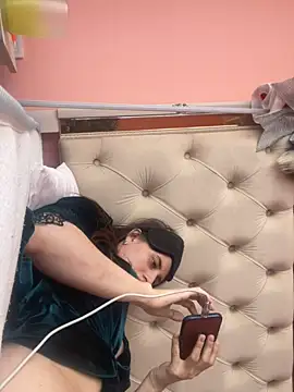 Flossy Vettie online show from October 10, 2025, 1:12 pm