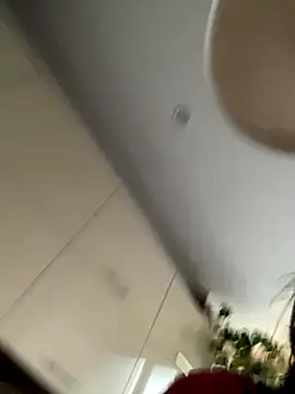 Flossy Vettie online show from November 15, 2025, 2:10 pm