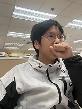 charlie xdd online show from January 3, 2025, 9:25 am