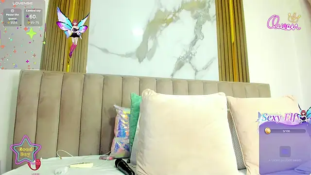 Snapshot of CristinSexy chatting on February 5, 2026, 10:44 am CristinSexy online show from February 5, 2026, 10:44 am