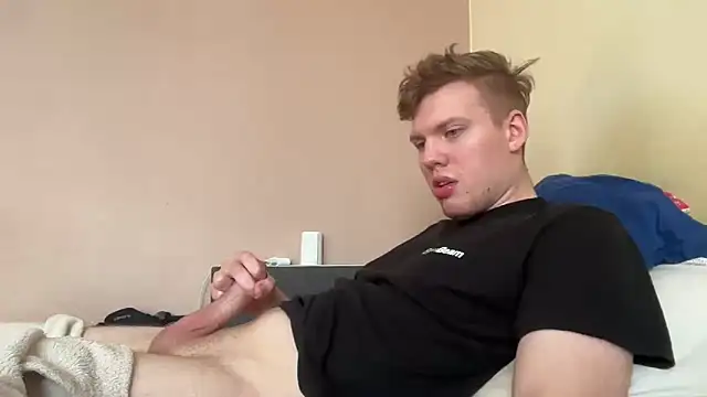 sexybooii6968 online show from February 23, 2026, 1:44 pm