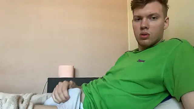 Snapshot of sexybooii6968 chatting on September 18, 2025, 9:01 am sexybooii6968 online show from September 18, 2025, 9:01 am