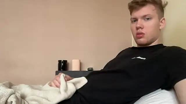 Snapshot of sexybooii6968 chatting on September 25, 2025, 8:53 am sexybooii6968 online show from September 25, 2025, 8:53 am