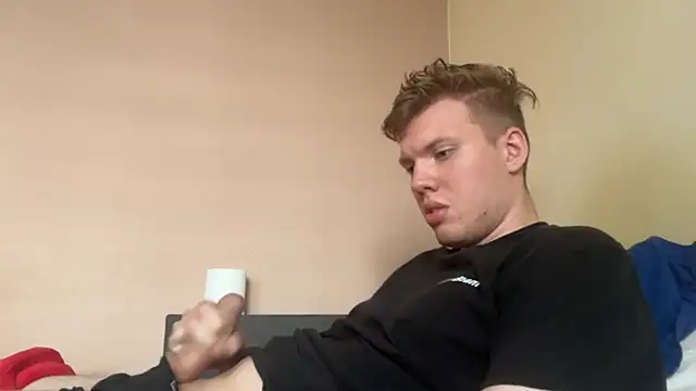 Snapshot of sexybooii6968 chatting on September 29, 2025, 1:28 pm sexybooii6968 online show from September 29, 2025, 1:28 pm