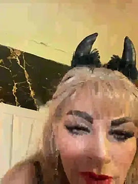 scarlett sexx69 online show from May 30, 2026, 12:00 pm