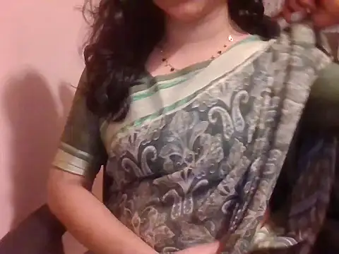 Pinky 4 online show from November 8, 2025, 2:20 pm