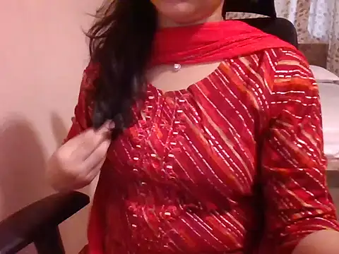 Snapshot of Pinky_4 chatting on February 3, 2026, 3:48 am Pinky 4 online show from February 3, 2026, 3:48 am