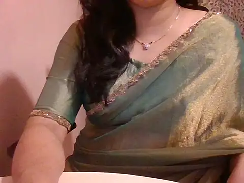 Snapshot of Pinky_4 chatting on February 14, 2026, 3:23 pm Pinky 4 online show from February 14, 2026, 3:23 pm