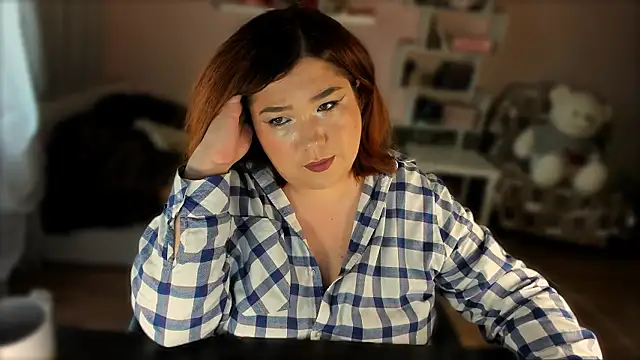 Snapshot of Vi-Vixen chatting on October 15, 2025, 9:50 am Vi-Vixen online show from October 15, 2025, 9:50 am