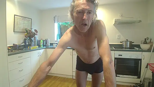 Mattsroom online show from November 27, 2025, 12:00 am