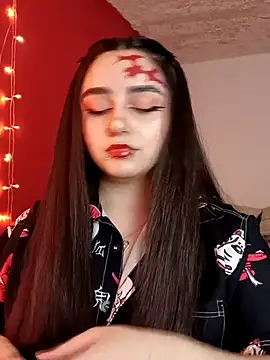 IvonneT online show from October 31, 2025, 3:47 am