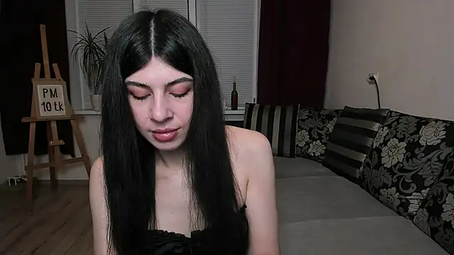 MolagAnna online show from November 3, 2025, 7:06 pm