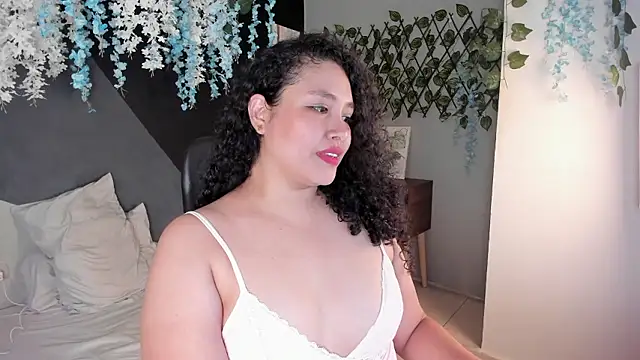 alixon fiore5 online show from January 8, 2026, 6:08 am