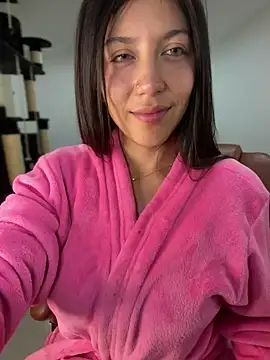 MiaJones21 online show from February 20, 2025, 10:37 pm