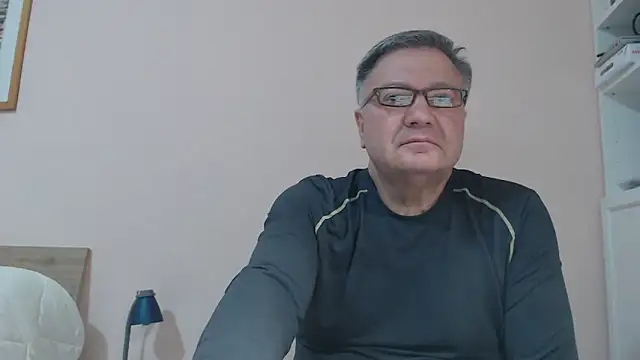 Snapshot of YOU6me chatting on March 2, 2025, 5:30 pm YOU6me online show from March 2, 2025, 5:30 pm