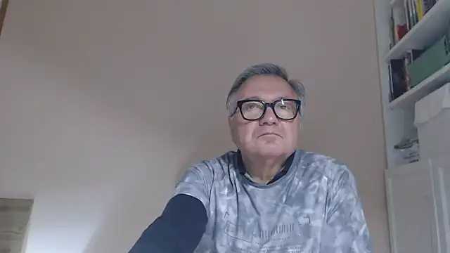 Snapshot of YOU6me chatting on January 31, 2026, 7:12 pm YOU6me online show from January 31, 2026, 7:12 pm