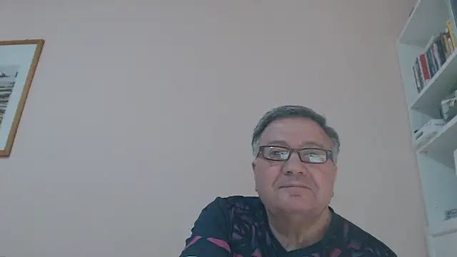 Snapshot of YOU6me chatting on March 12, 2025, 5:49 pm YOU6me online show from March 12, 2025, 5:49 pm