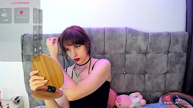 MonicaTsX online show from February 1, 2025, 12:18 am