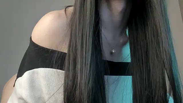 sweetest bella online show from March 14, 2025, 12:43 am