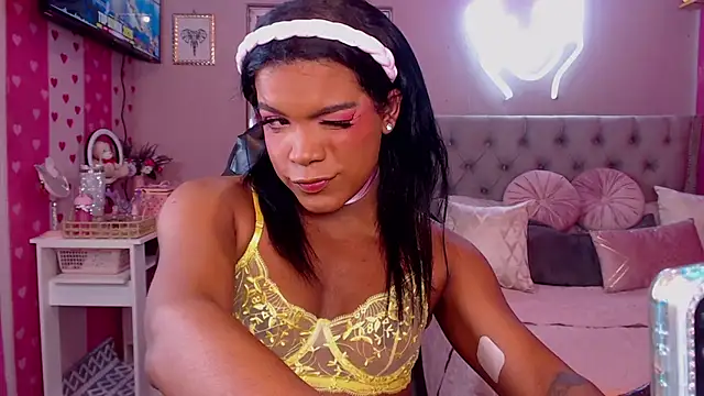 alexa rodriicum online show from June 9, 2026, 5:14 pm