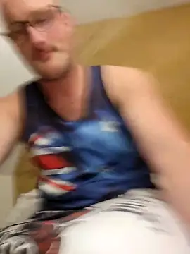 Snapshot of gdawg78 chatting on September 11, 2025, 12:21 am gdawg78 online show from September 11, 2025, 12:21 am