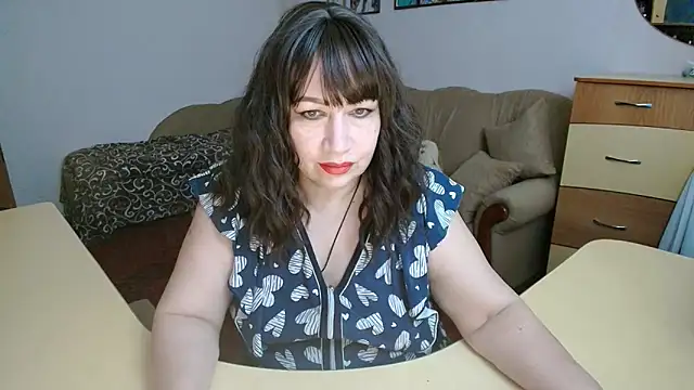 Lucretia Goldi  online show from December 2, 2025, 11:06 pm